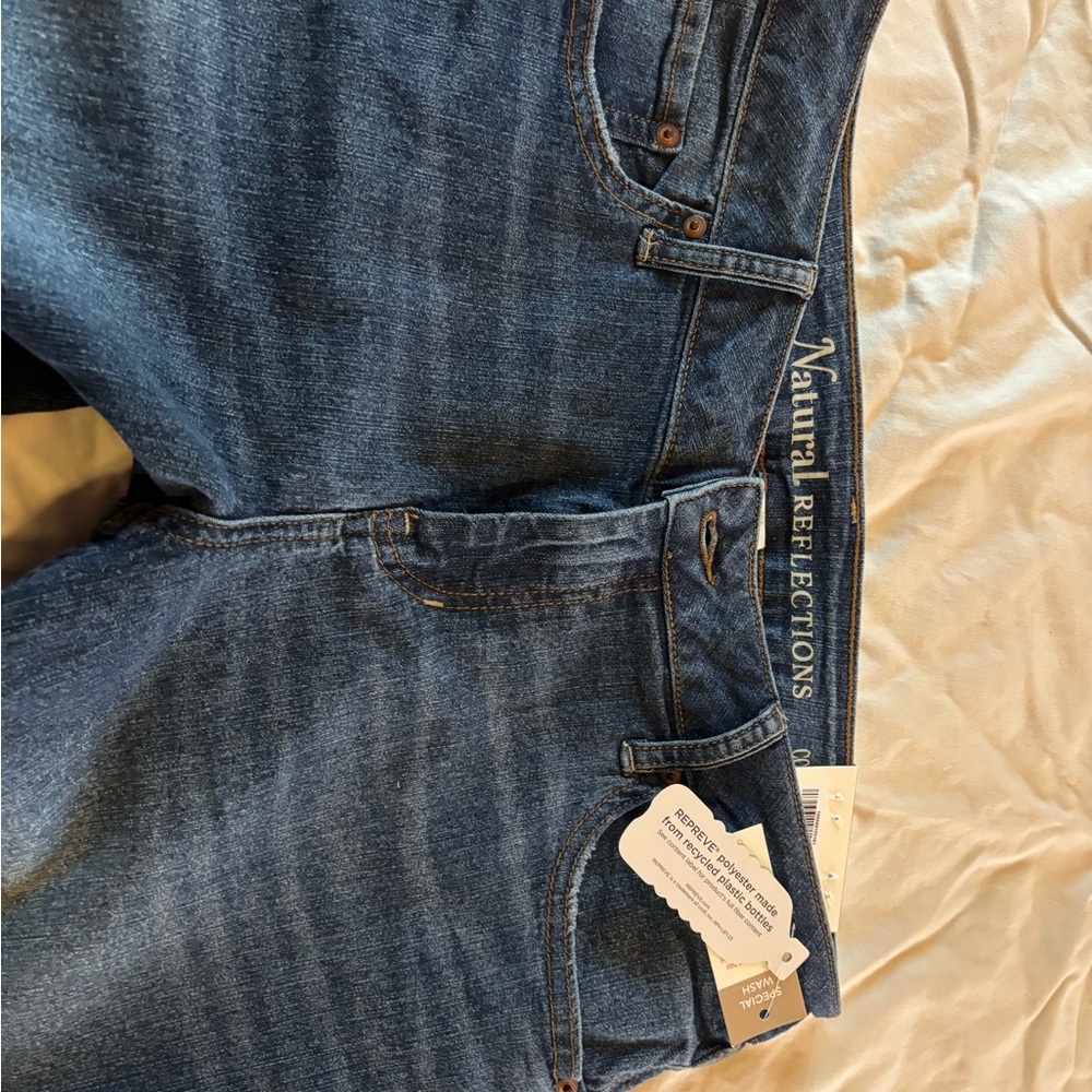 Natural Reflections women’s size 10 medium straight leg classic fit